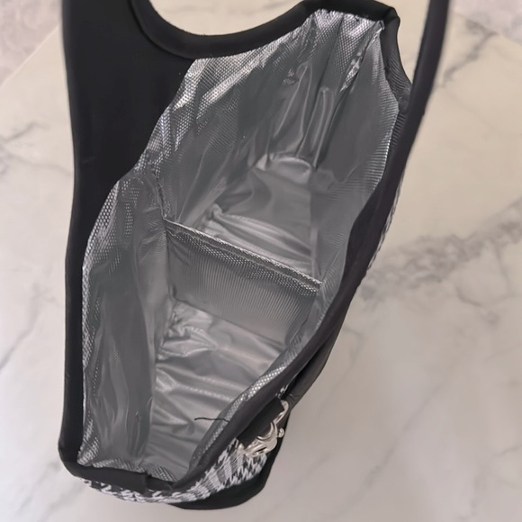 Disney Logo Wine Tote Bag - Picture 2 of 3